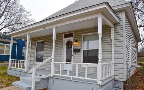 707 E Logan Ave, Guthrie, OK 73044 photo 1