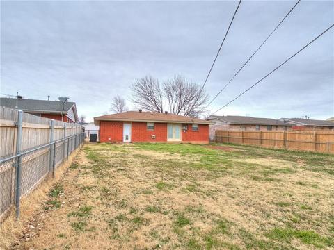 829 N Gale Ave, Moore, OK 73160 photo 10
