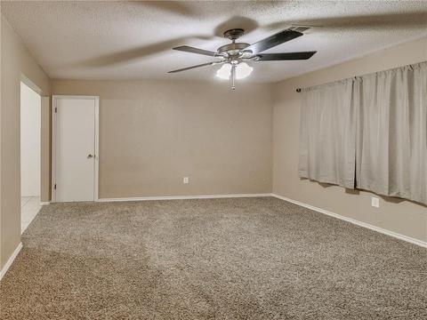 829 N Gale Ave, Moore, OK 73160 photo 3