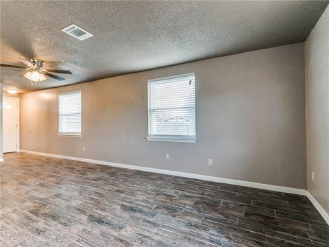 2147 Meench Dr, Moore, OK 73170 photo 8