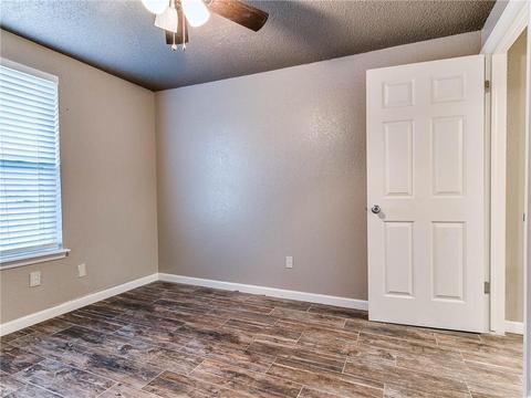 2147 Meench Dr, Moore, OK 73170 photo 16