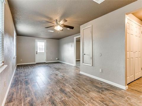 2147 Meench Dr, Moore, OK 73170 photo 6