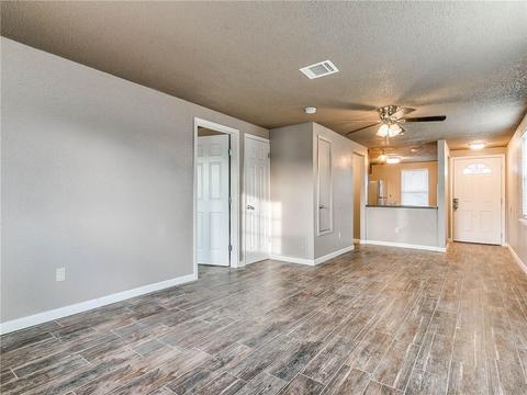 2147 Meench Dr, Moore, OK 73170 photo 7