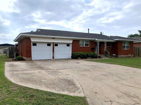 1820 Beverly Dr, Altus, OK 73521 photo 2
