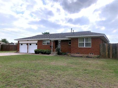 1820 Beverly Dr, Altus, OK 73521 photo 1