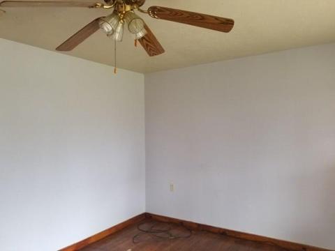 9 NE 5th St, Idabel, OK 74745 photo 3