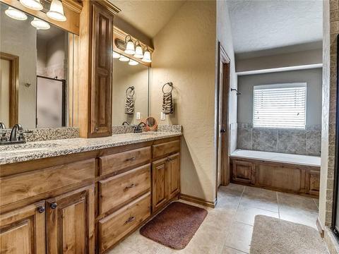 3416 SE 31st Pl, Moore, OK 73165 photo 18