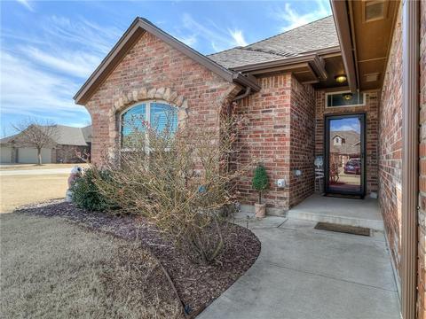 3416 SE 31st Pl, Moore, OK 73165 photo 2