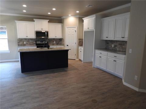 2500 Fallview Dr, Edmond, OK 73034 photo 5