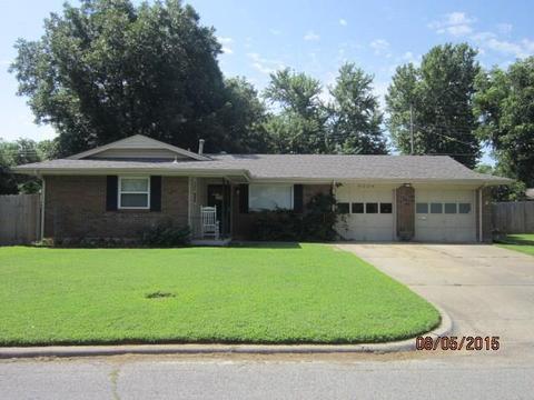 8224 NW 33rd St, Bethany, OK 73008 photo 1
