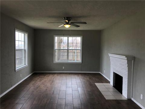 1040 E Liveoak St, Altus, OK 73521 photo 4