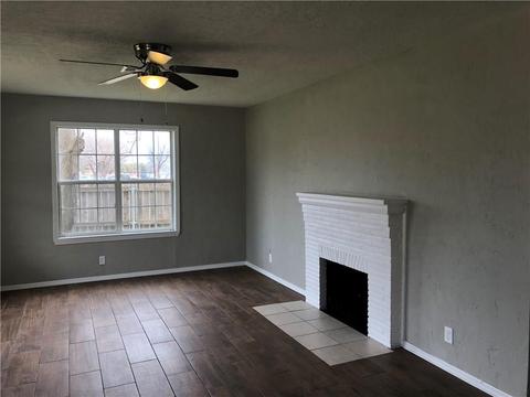 1040 E Liveoak St, Altus, OK 73521 photo 5