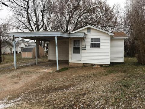 201 E Highland St, Tecumseh, OK 74873 photo 5