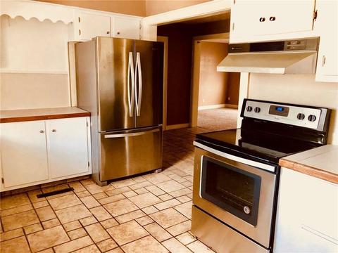 923 E Cypress St, Altus, OK 73521 photo 10