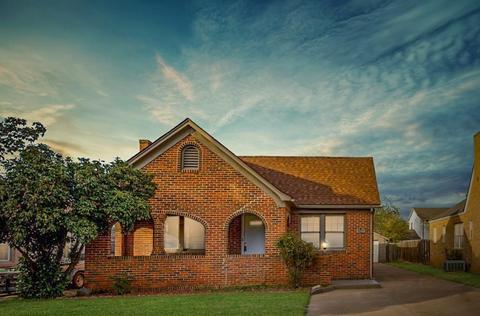923 E Cypress St, Altus, OK 73521 photo 25