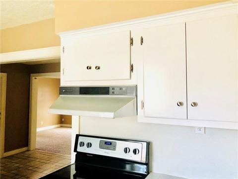 923 E Cypress St, Altus, OK 73521 photo 12
