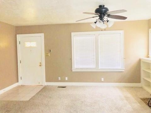 923 E Cypress St, Altus, OK 73521 photo 8