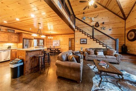 312 Poplar, Broken Bow, OK 74728 photo 4