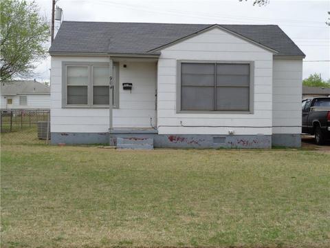 904 E Katy Dr, Altus, OK 73521 photo 1