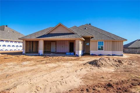 1909 Oak Tree Ct, Shawnee, OK 74804 photo 2