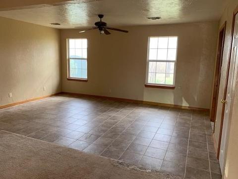 908 E Oakwood Ave, Altus, OK 73521 photo 4
