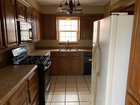 908 E Oakwood Ave, Altus, OK 73521 photo 5