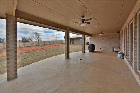 1104 Riata Rd, Tuttle, OK 73089 photo 5