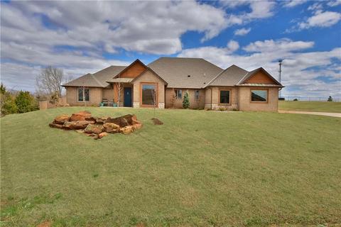 1104 Riata Rd, Tuttle, OK 73089 photo 2