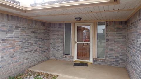 2313 Galaxy Dr, Altus, OK 73521 photo 2