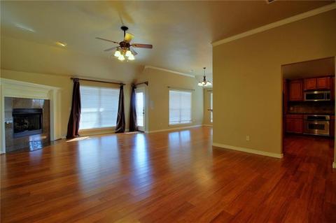 108 Southpointe Ave, Tuttle, OK 73089 photo 5