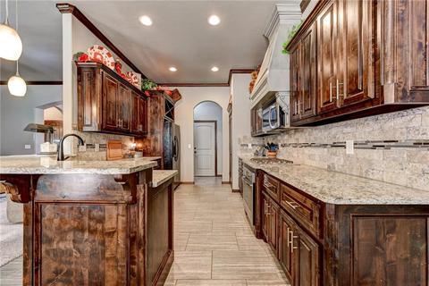 2601 Ethan Ln, Moore, OK 73160 photo 11