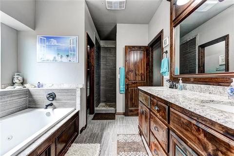 2601 Ethan Ln, Moore, OK 73160 photo 17