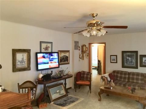207 N Third St, Cheyenne, OK 73628 photo 3
