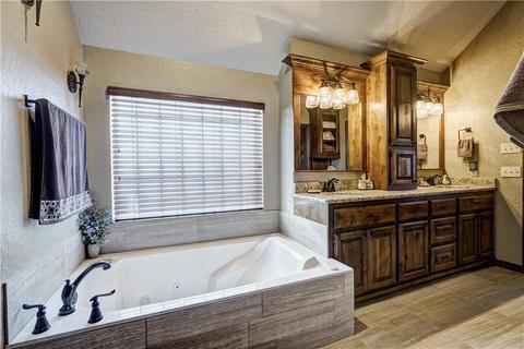 749 Hannah Dr, Tuttle, OK 73089 photo 21