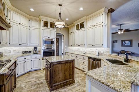 749 Hannah Dr, Tuttle, OK 73089 photo 9