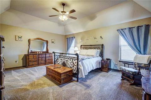 749 Hannah Dr, Tuttle, OK 73089 photo 16