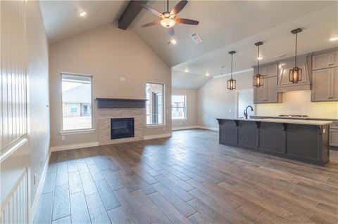 1012 NE 34th Ter, Moore, OK 73160 photo 8