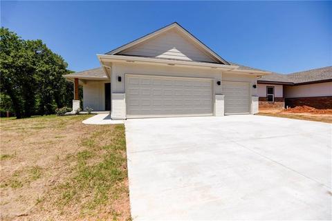 2201 Fallview Dr, Edmond, OK 73034 photo 1