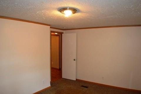 31207 Memorial Rd, Mcloud, OK 74851 photo 11