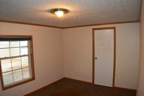 31207 Memorial Rd, Mcloud, OK 74851 photo 10