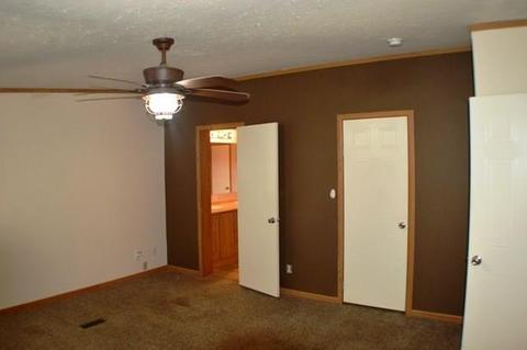 31207 Memorial Rd, Mcloud, OK 74851 photo 15
