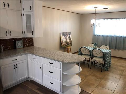603 SW 4th St, Tuttle, OK 73089 photo 10