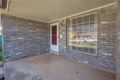2026 Allenhurst St, Norman, OK 73071 photo 4