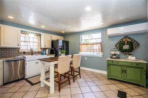 612 E Washington Ave, Guthrie, OK 73044 photo 12