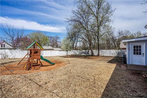 612 E Washington Ave, Guthrie, OK 73044 photo 24