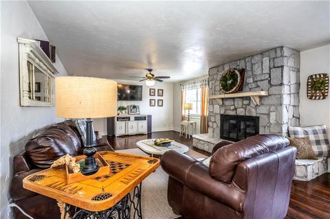 612 E Washington Ave, Guthrie, OK 73044 photo 9