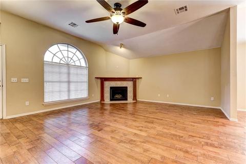 4105 Goshawk Dr, Norman, OK 73072 photo 2