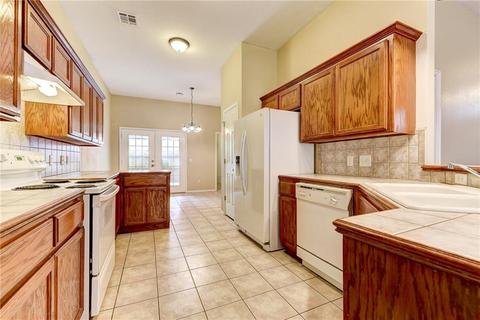 4105 Goshawk Dr, Norman, OK 73072 photo 5