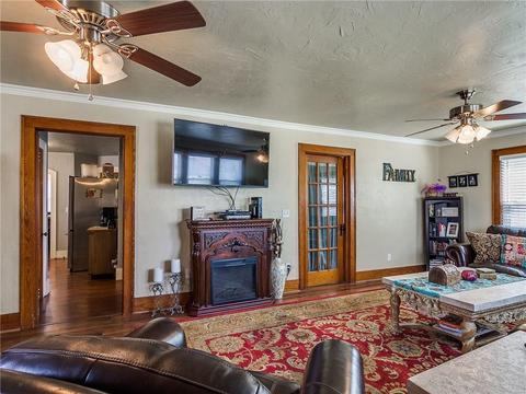 404 SW 5th St, Tuttle, OK 73089 photo 5