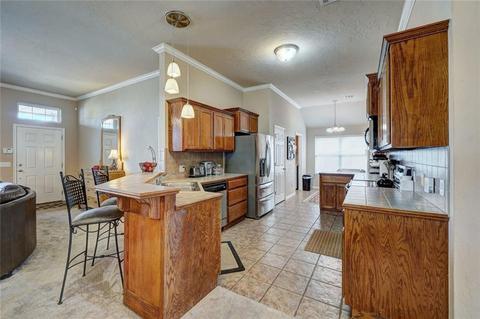2004 Pelham Dr, Norman, OK 73071 photo 6